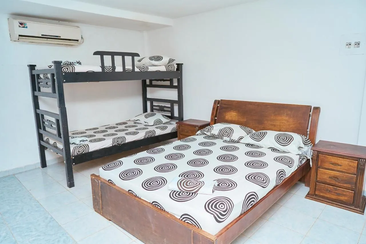 Casa Hotel Isabella Santa Marta  Guest house