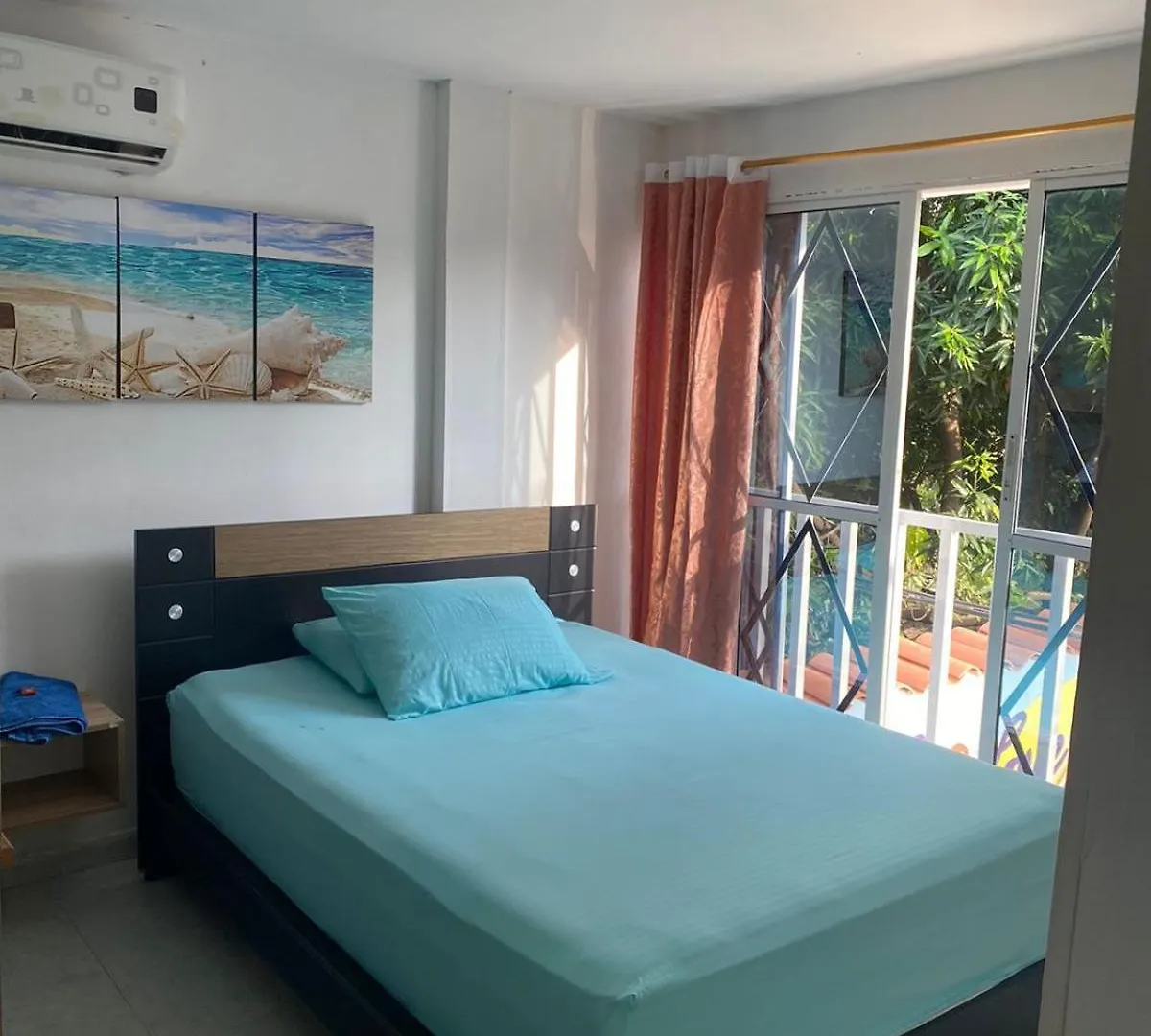 Casa Hotel Isabella Santa Marta  0*, Santa Marta (Magdalena)